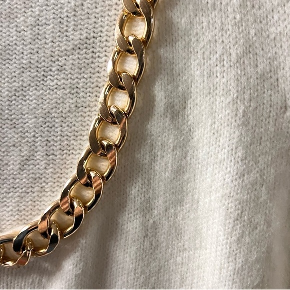 ELOQUI SWEATER DRESS CREAM WITH CHUNKY GOLD CHAIN NECKLINE SIZE 18 - Picture 11 of 12